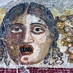 Una lingua curiosa, figlia di tante culture