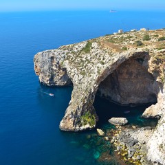 Alla scoperta della Blue Grotto, un tuffo nella natura di Malta