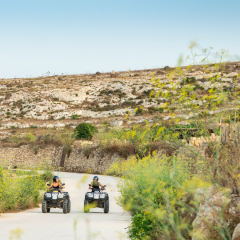 Tutti in sella alla scoperta di Gozo in quad!