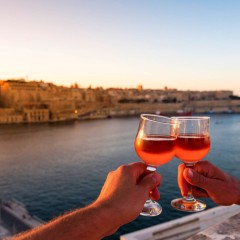 Aperitivo al tramonto a Malta e Gozo: scegli l’atmosfera che fa per te