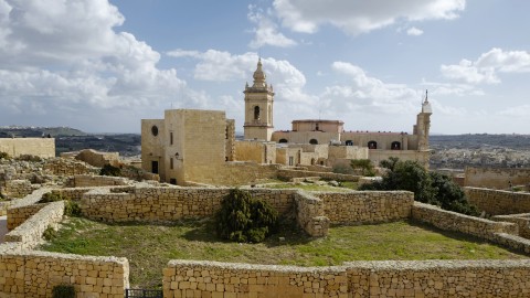 Ponte dell’8 dicembre, tanti motivi per scegliere Malta