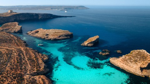 Blue Lagoon di Comino: prenotazione online gratuita obbligatoria dal 1° maggio 2025