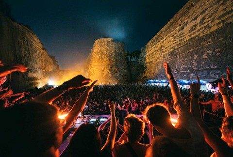 Musica live dell’estate: le sere dell’arcipelago tra concerti e festival 