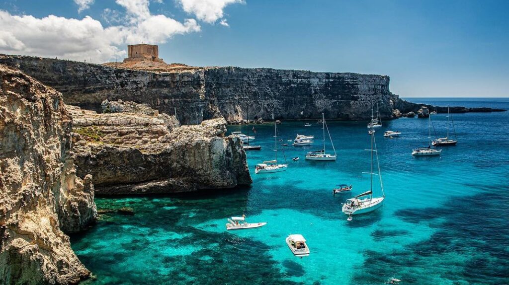 comino passeggiata malta