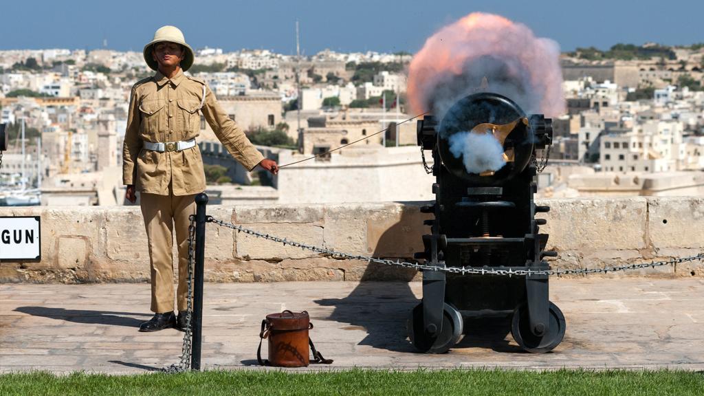 malta saluting battery