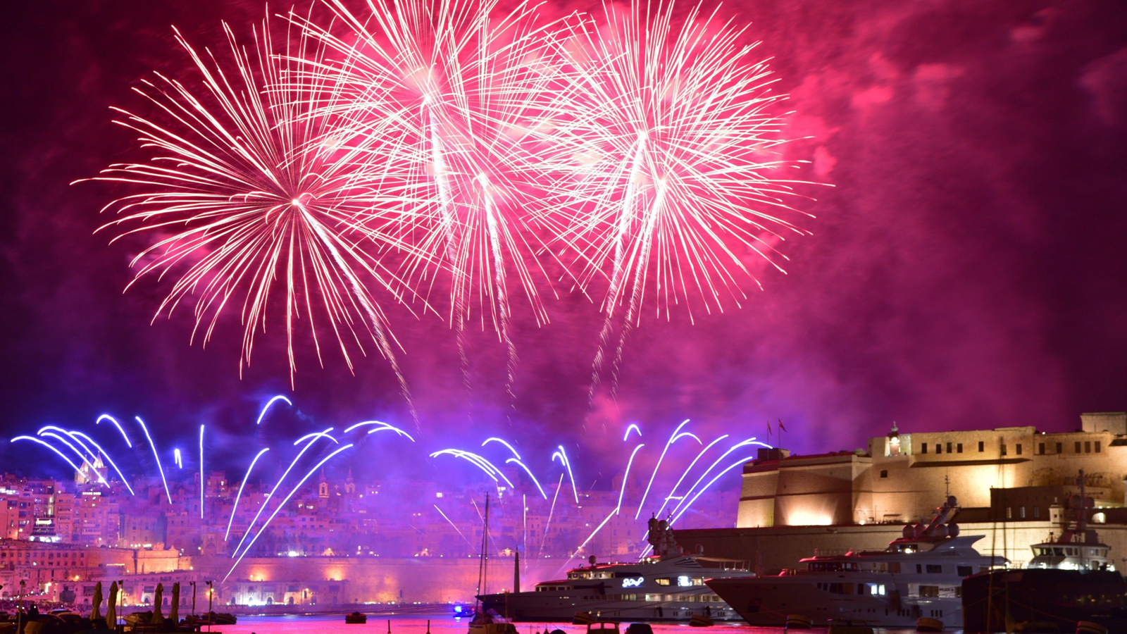 Un aprile di luce e racconti: Malta International Fireworks Festival